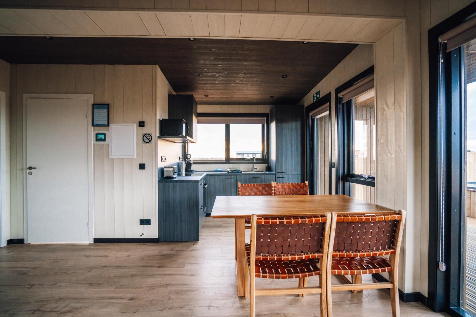 Blue View Cabins Рейкхольт Экстерьер фото